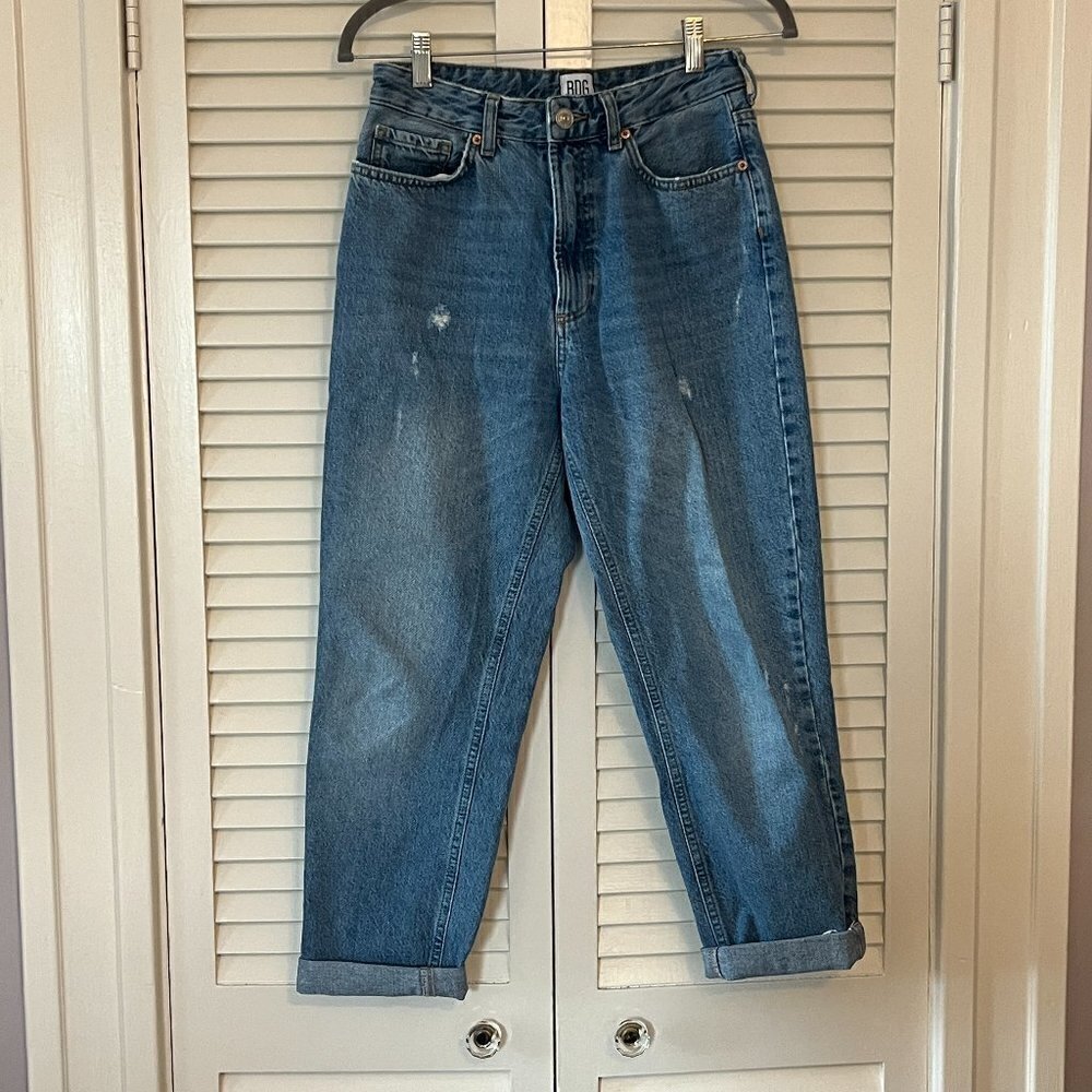 BDG Mom High-Rise jeans cuffed light wash 27 denim women